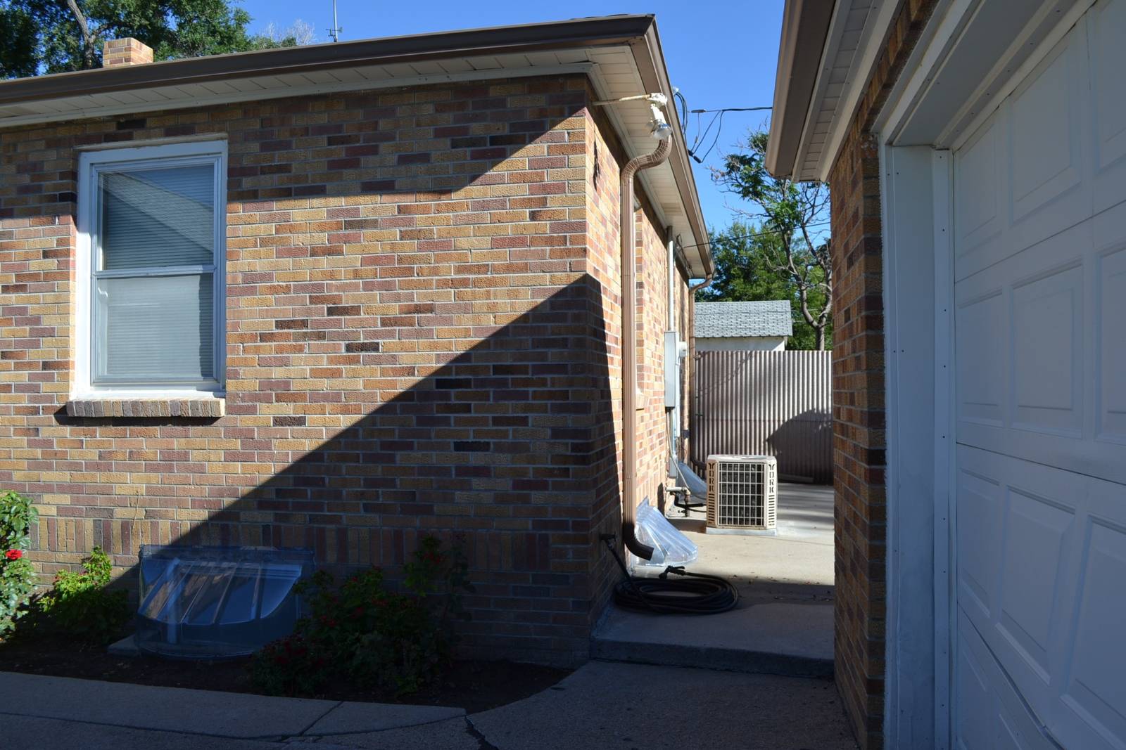 Photo 5 of 39 of home listing at 923 Platte Avenue, Alliance, NE 69301