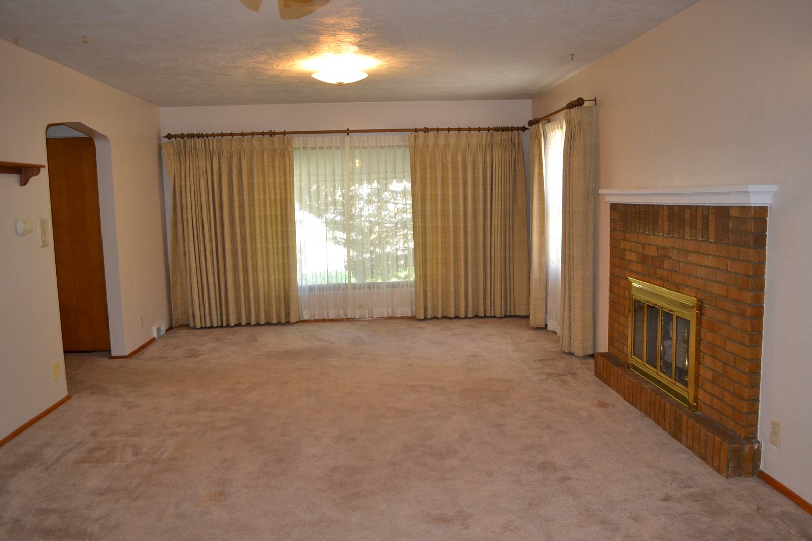 Photo 13 of 39 of home listing at 923 Platte Avenue, Alliance, NE 69301