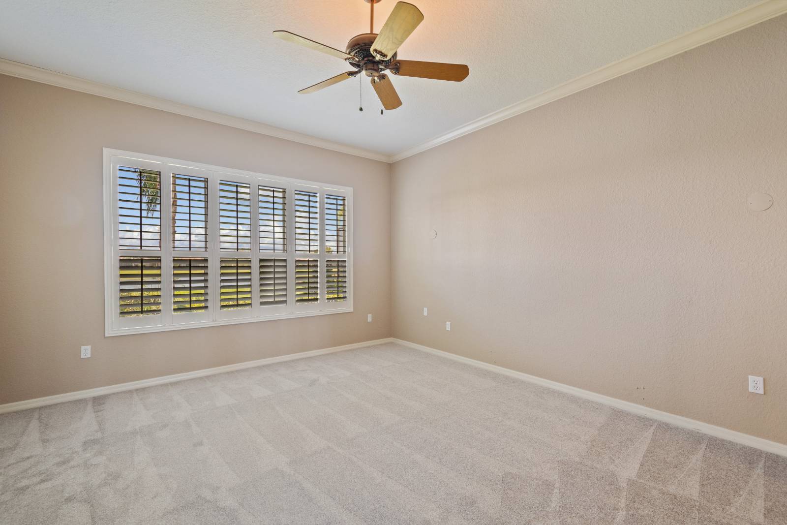 2464 Laurel Glen Dr, Lakeland, FL 33803