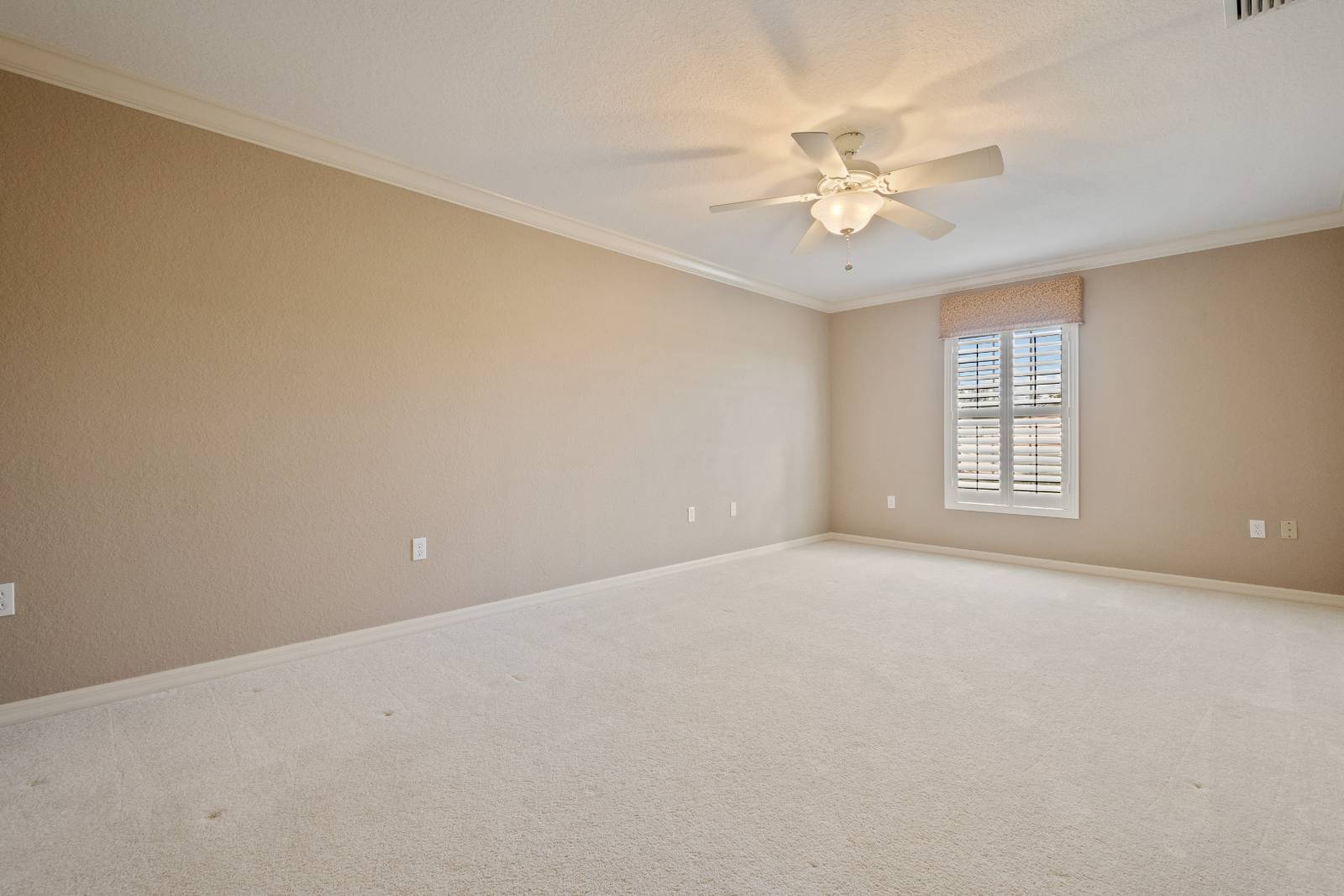 2464 Laurel Glen Dr, Lakeland, FL 33803