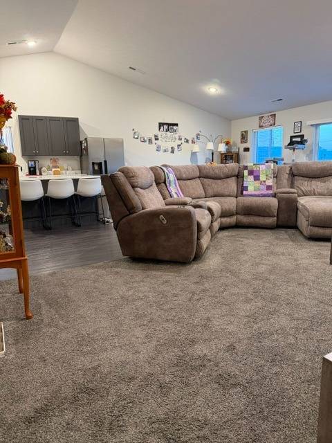 Photo 3 of 17 of home listing at 1412 Cottage Park Dr, Aurora, NE 68818