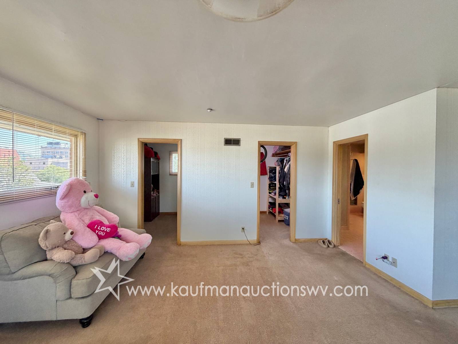Gallery Image 30