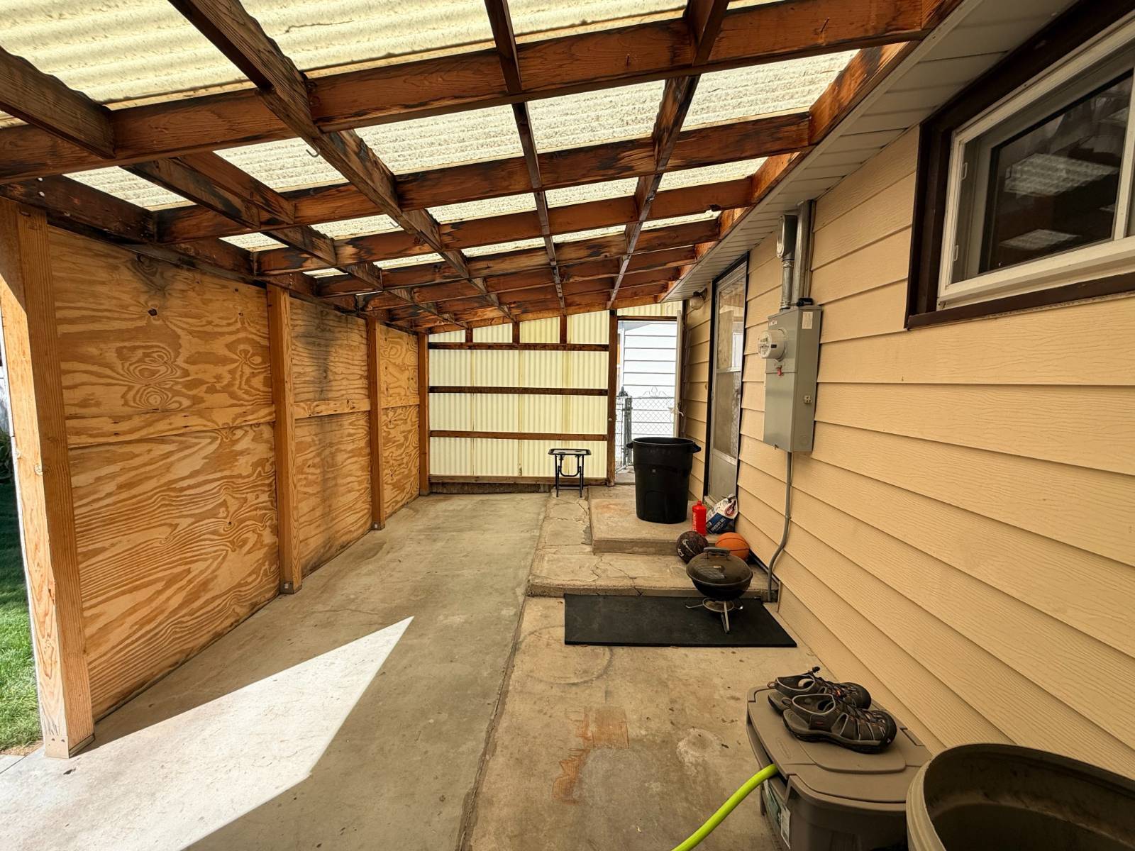 Photo 20 of 25 of home listing at 1216 Missouri Ave, Alliance, NE 69301