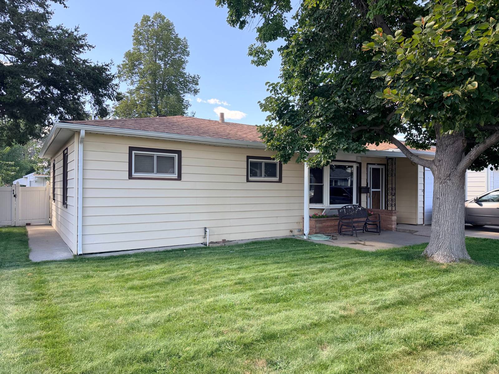Photo 1 of 25 of home listing at 1216 Missouri Ave, Alliance, NE 69301