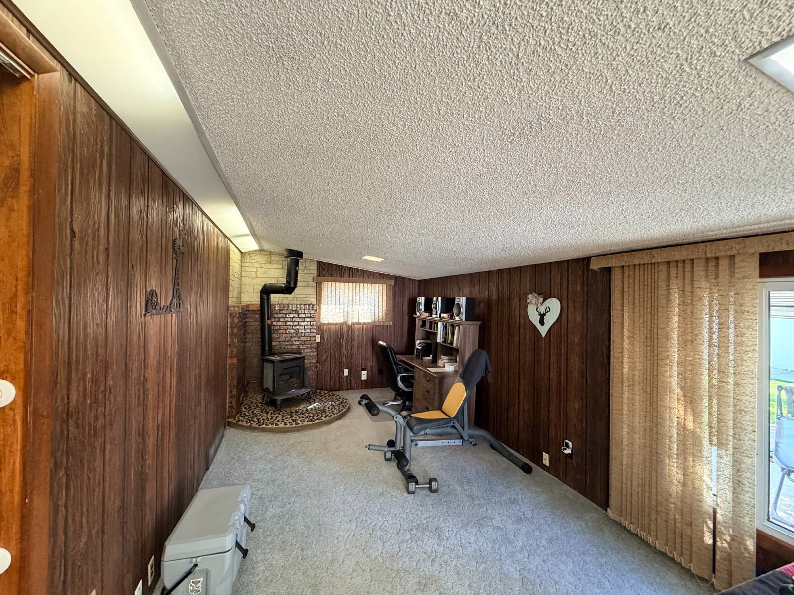 Photo 15 of 25 of home listing at 1216 Missouri Ave, Alliance, NE 69301