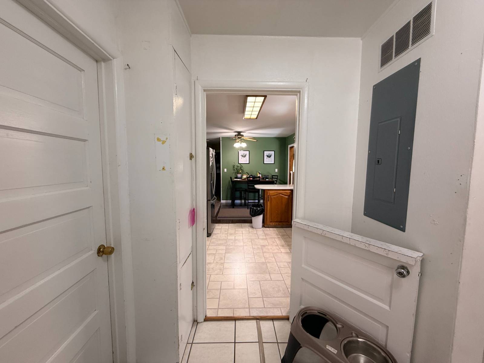 Photo 19 of 25 of home listing at 1216 Missouri Ave, Alliance, NE 69301