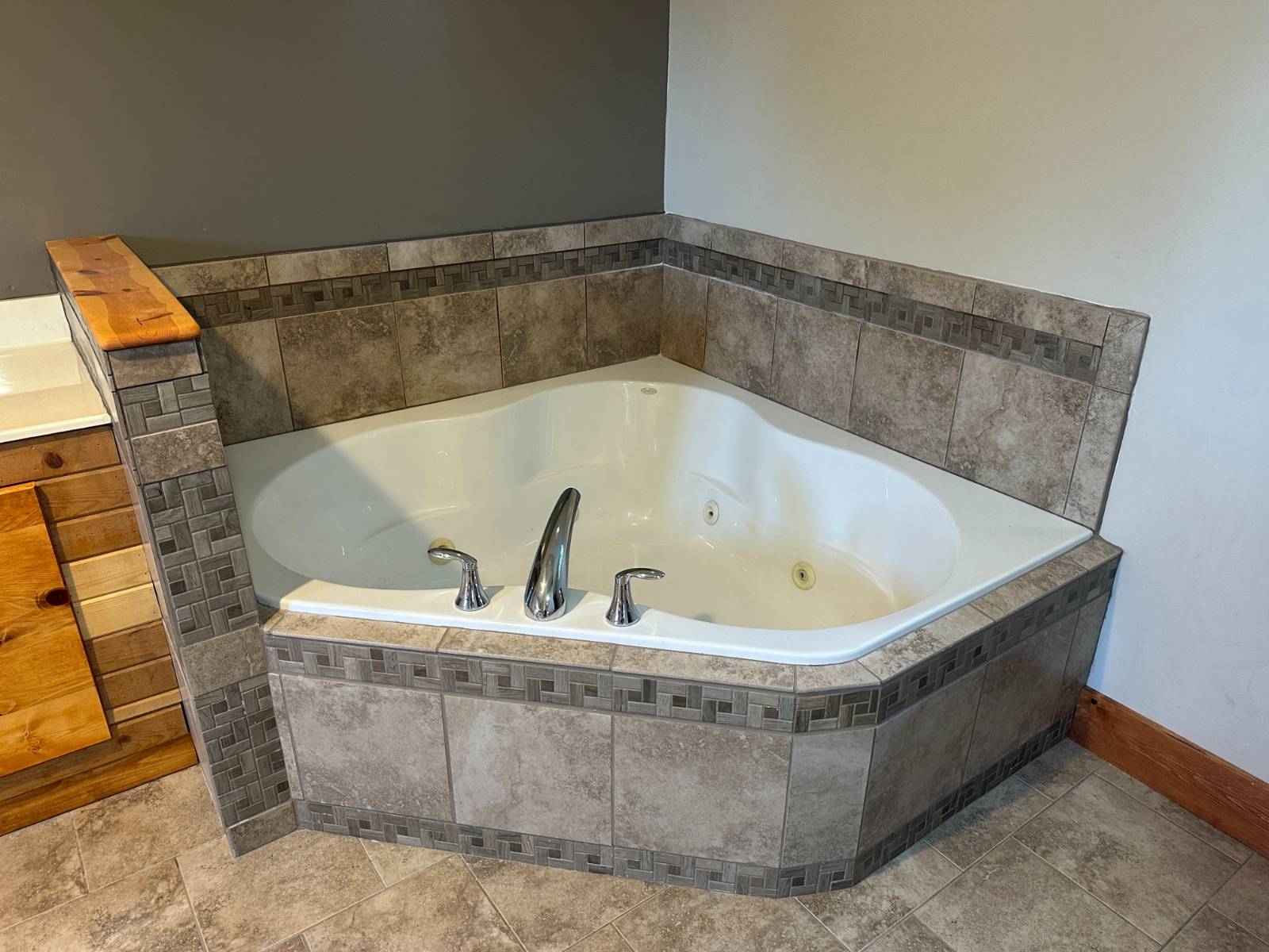 Photo 36 of 44 of home listing at 603 E Park Ave, Plainview, NE 68769