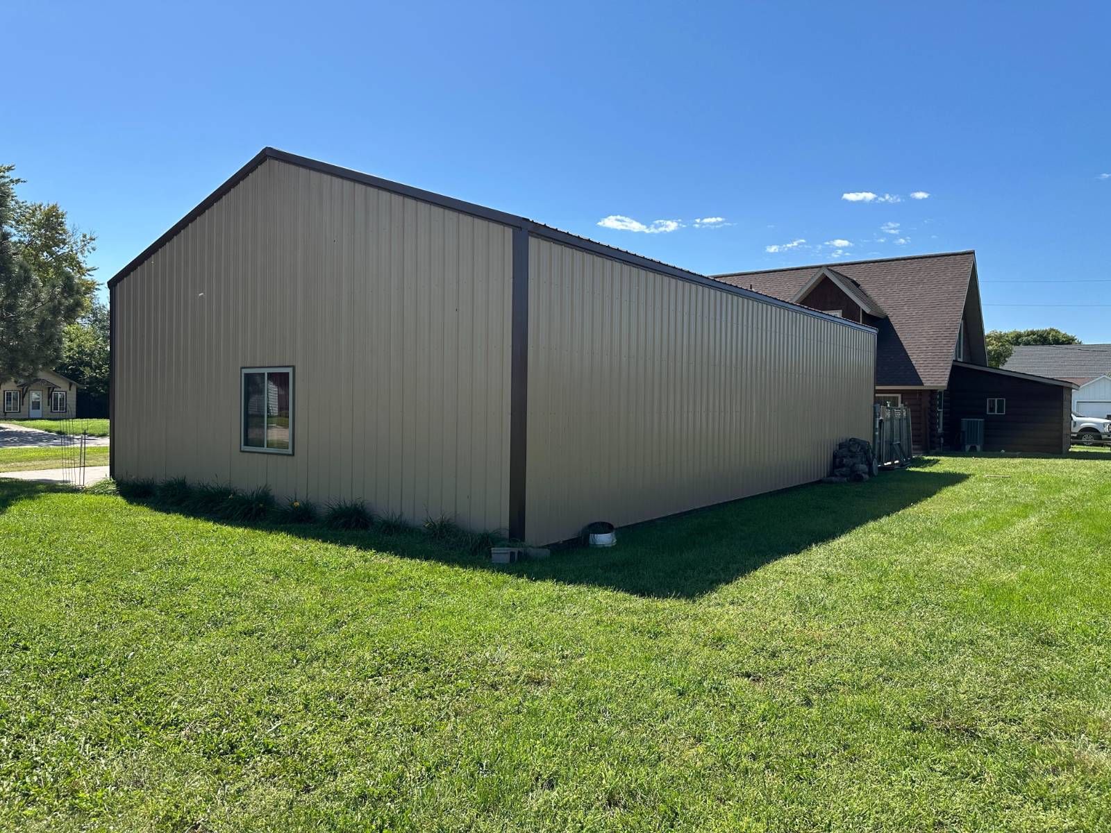 Photo 11 of 44 of home listing at 603 E Park Ave, Plainview, NE 68769