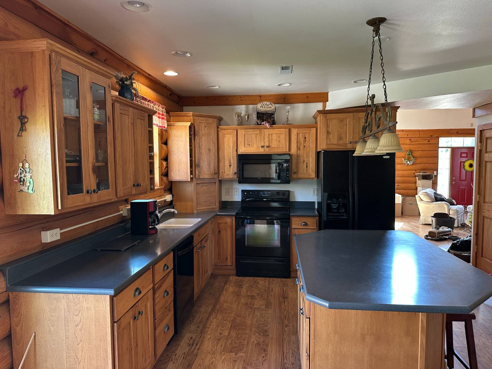 Photo 15 of 44 of home listing at 603 E Park Ave, Plainview, NE 68769