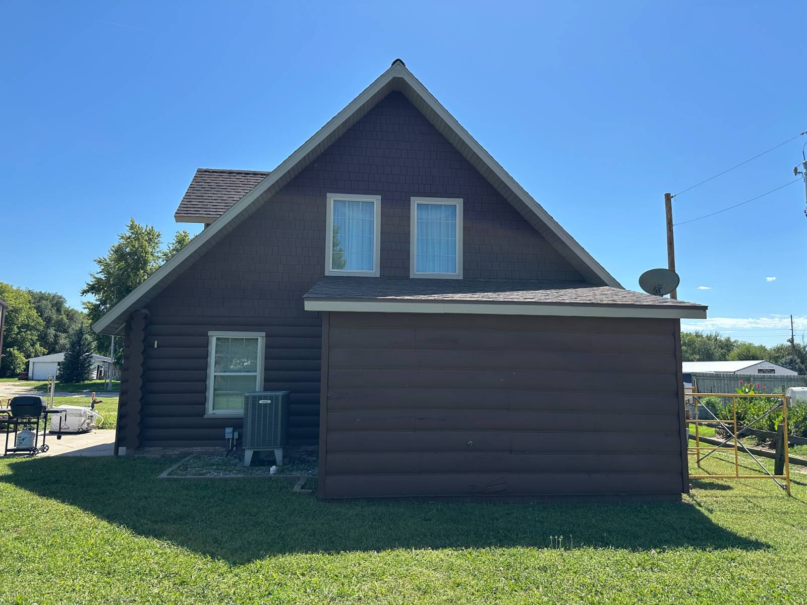 Photo 6 of 44 of home listing at 603 E Park Ave, Plainview, NE 68769