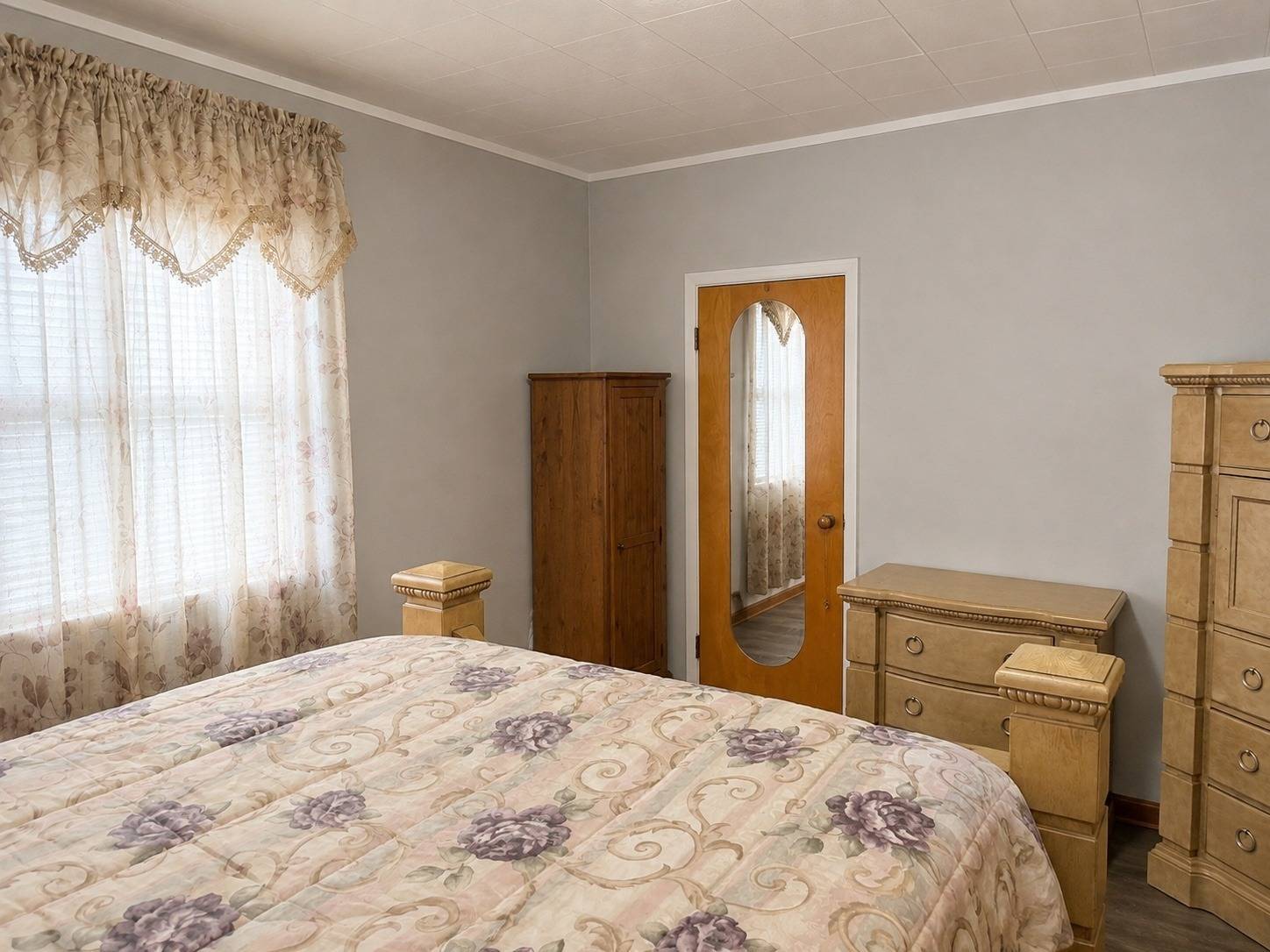 Photo 16 of 27 of home listing at 919 N B St, Broken Bow, NE 68822