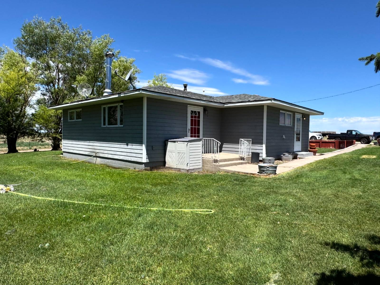 Photo 1 of 35 of home listing at 1140 South A Road, Morrill, NE 69358