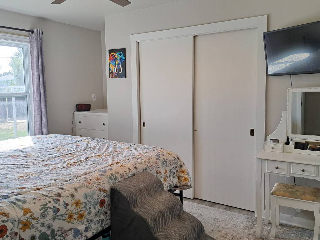 Photo 13 of 29 of home listing at 414 Henkens Drive, Chadron, NE 69337
