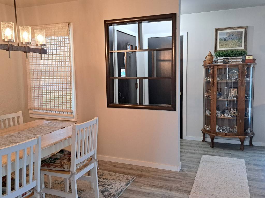 Photo 4 of 29 of home listing at 414 Henkens Drive, Chadron, NE 69337