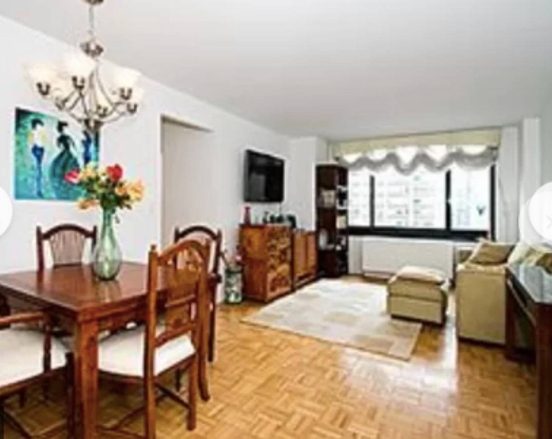 200 Rector Place, #22L