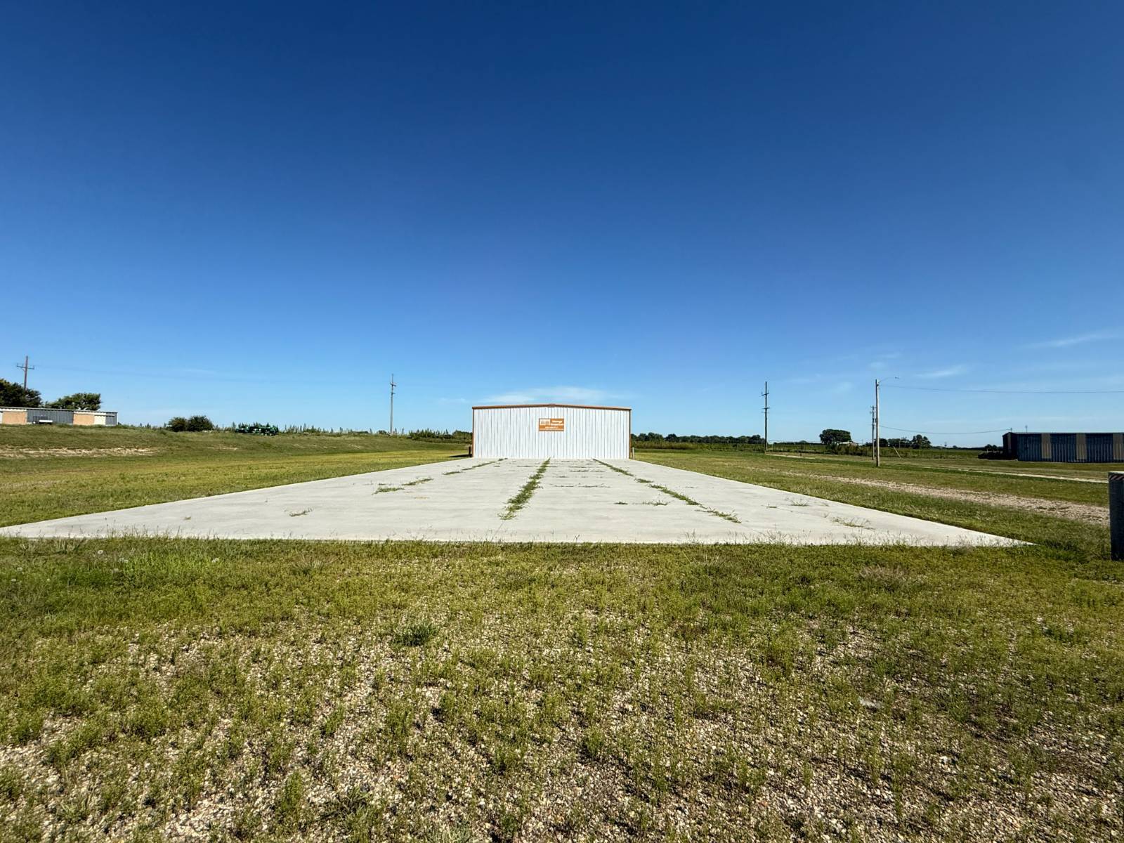 Photo 5 of 5 of commercial property listing at 906 E Oak Street, Atkinson, NE 68713