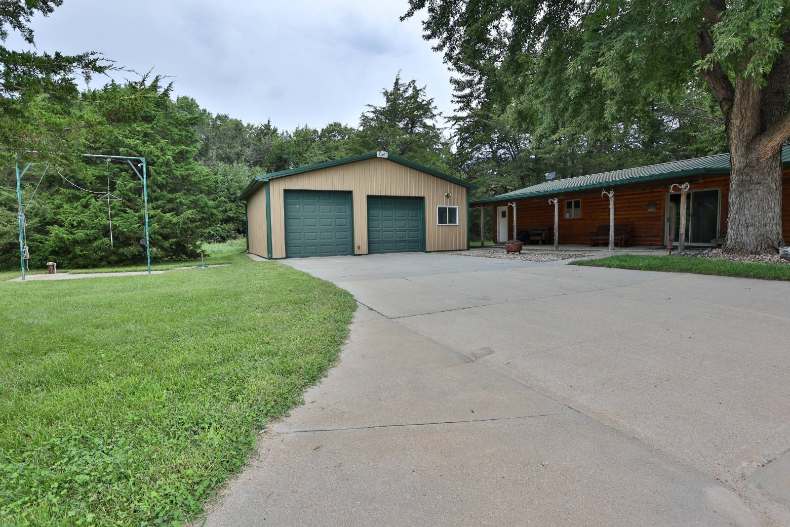 Photo 40 of 49 of farm or ranch property listing at 1007 W 21 Road, Marquette, NE 68854