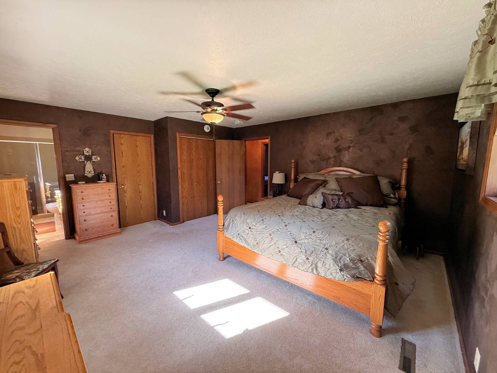 Photo 25 of 60 of home listing at 1306 Redick Ave, Creighton, NE 68729