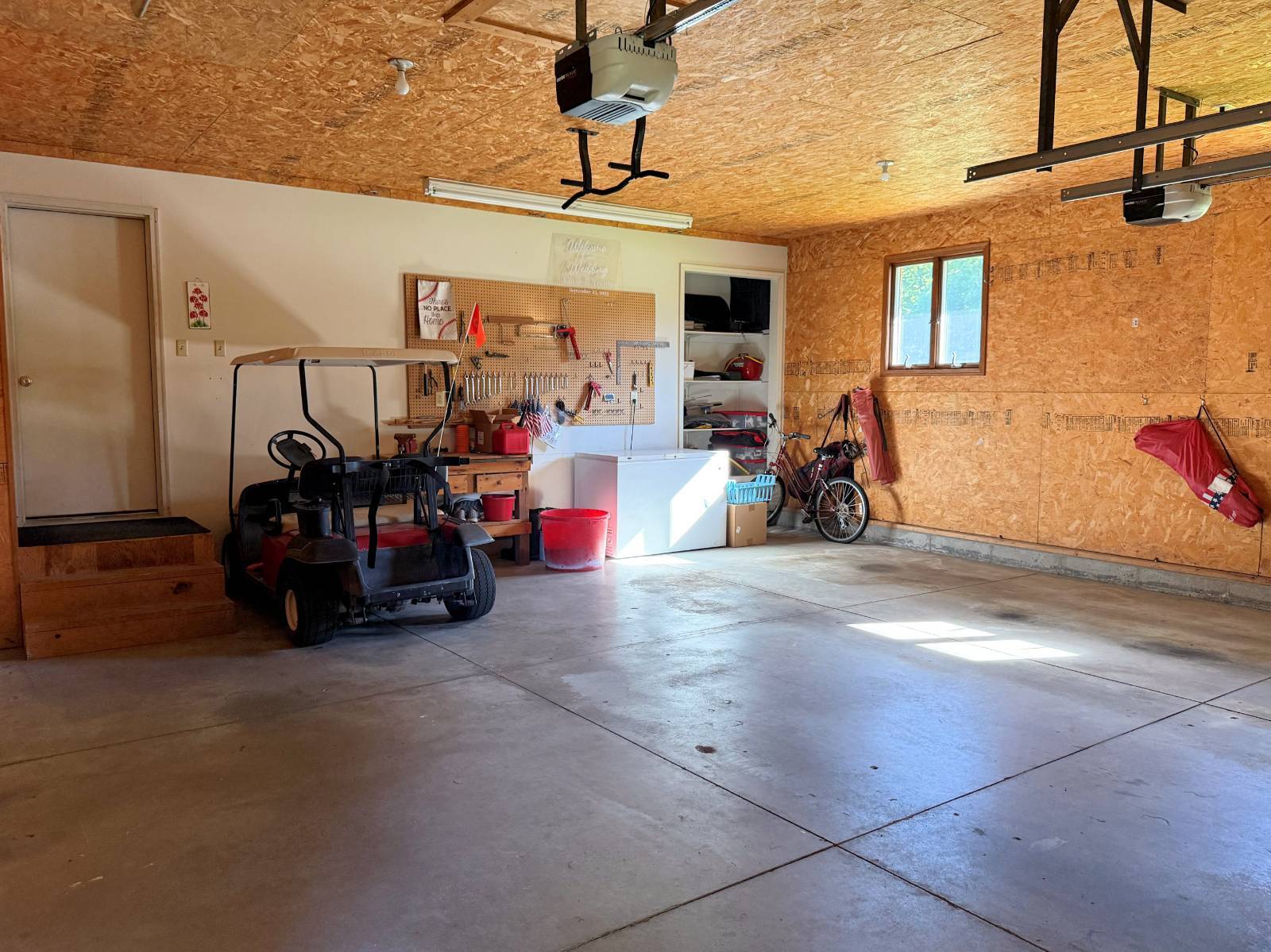 Photo 37 of 60 of home listing at 1306 Redick Ave, Creighton, NE 68729