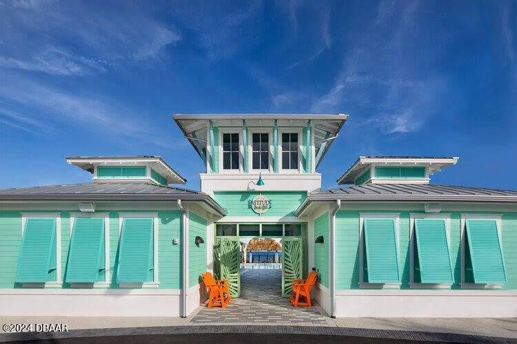 215 Hang Loose Way, Daytona Beach, FL 32124