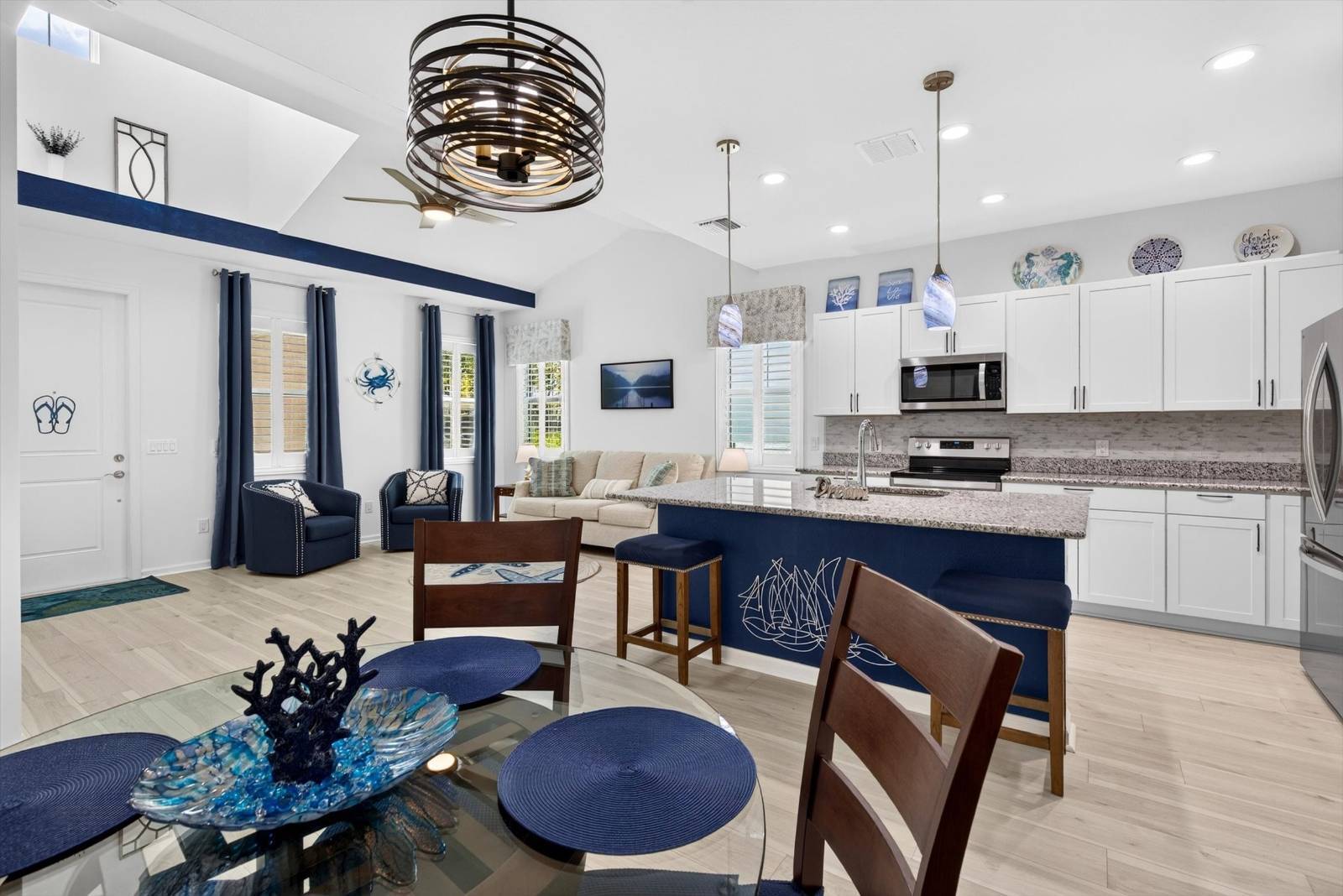 215 Hang Loose Way, Daytona Beach, FL 32124