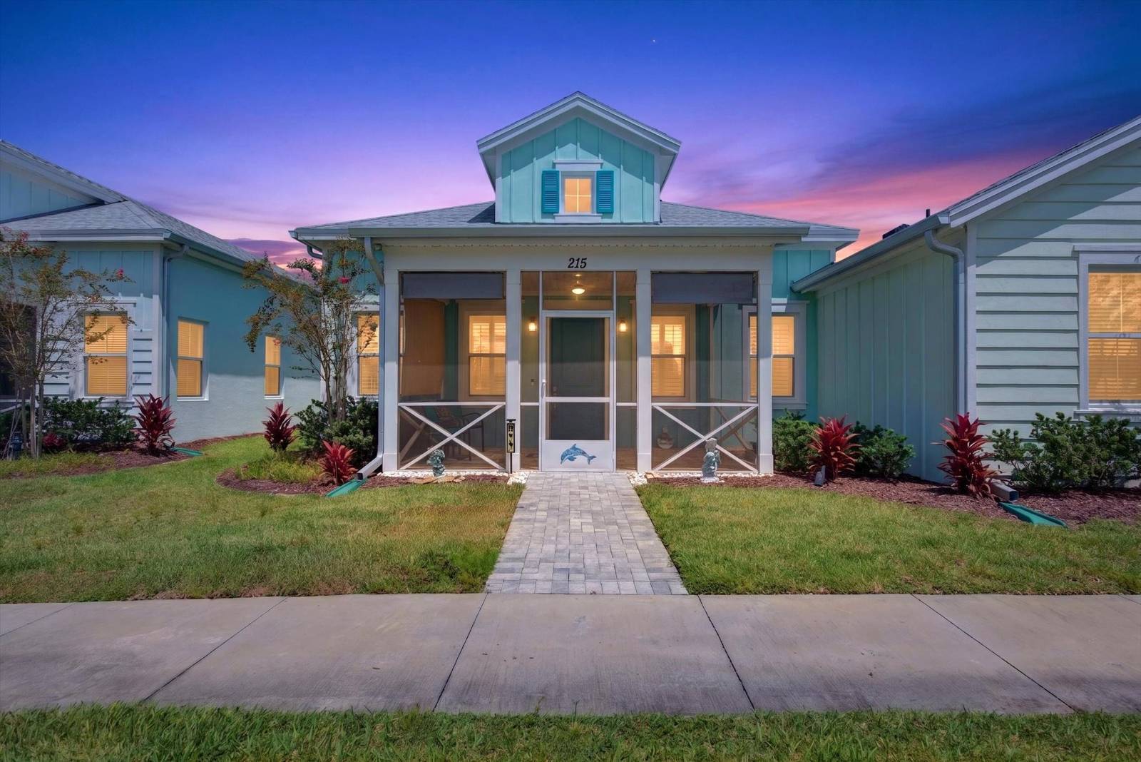 215 Hang Loose Way, Daytona Beach, FL 32124