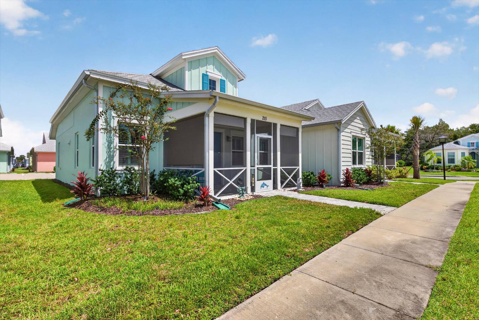 215 Hang Loose Way, Daytona Beach, FL 32124