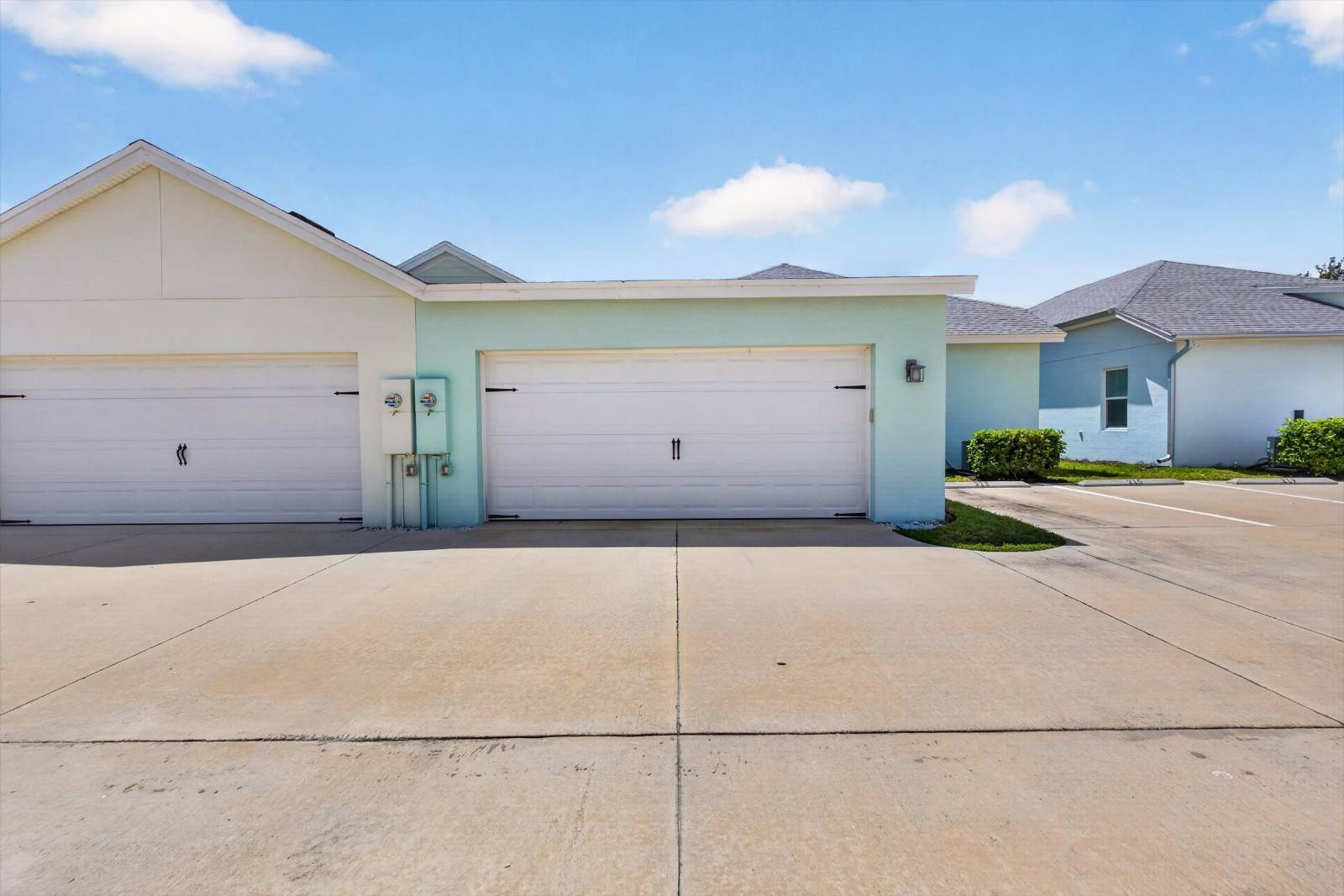215 Hang Loose Way, Daytona Beach, FL 32124