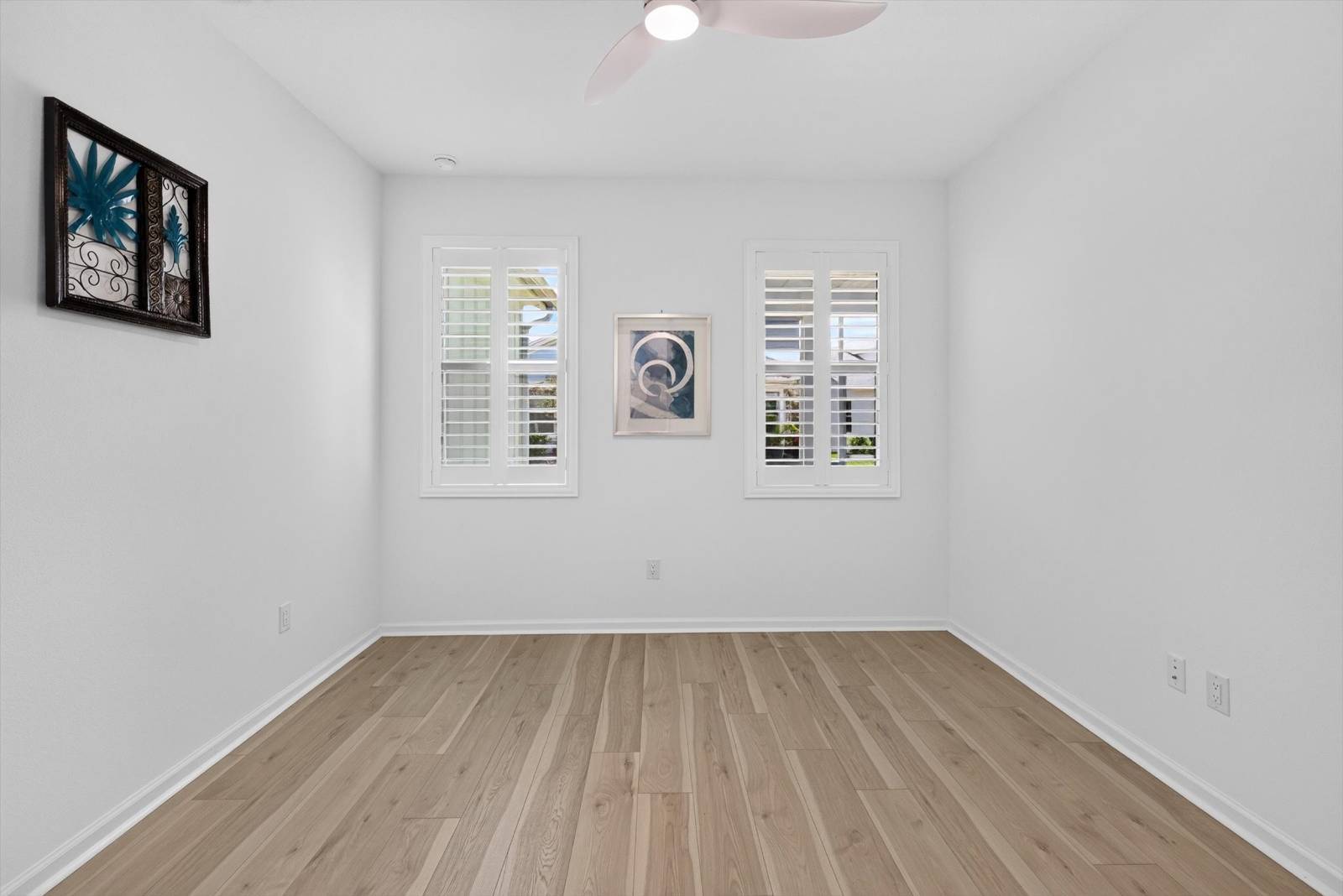 215 Hang Loose Way, Daytona Beach, FL 32124