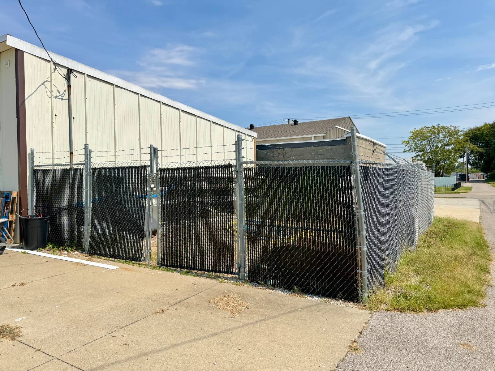 814 E 4th Street