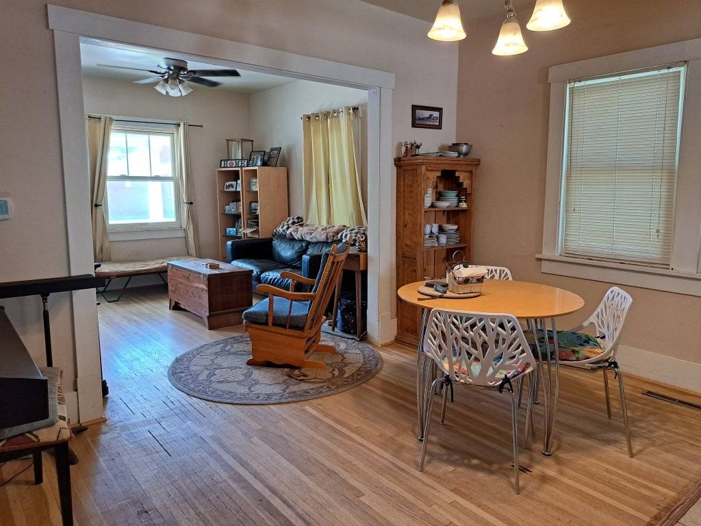 Photo 5 of 18 of home listing at 120 W 9th Street, Chadron, NE 69337
