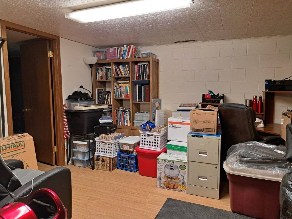 Photo 18 of 18 of home listing at 120 W 9th Street, Chadron, NE 69337