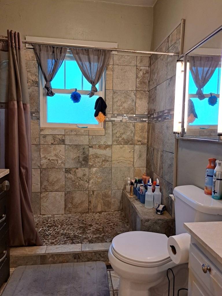 Photo 10 of 18 of home listing at 120 W 9th Street, Chadron, NE 69337