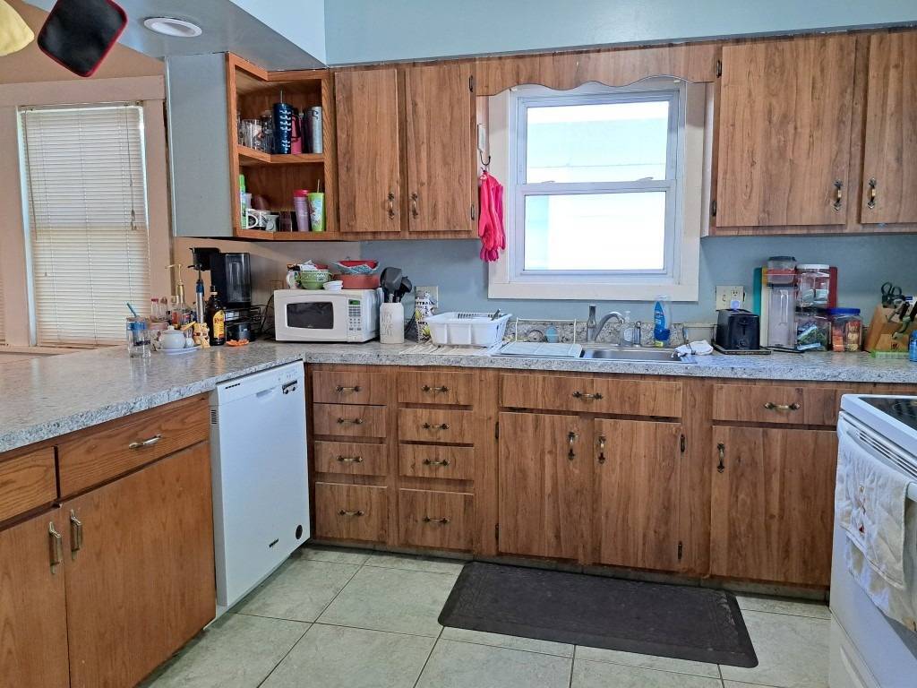 Photo 8 of 18 of home listing at 120 W 9th Street, Chadron, NE 69337