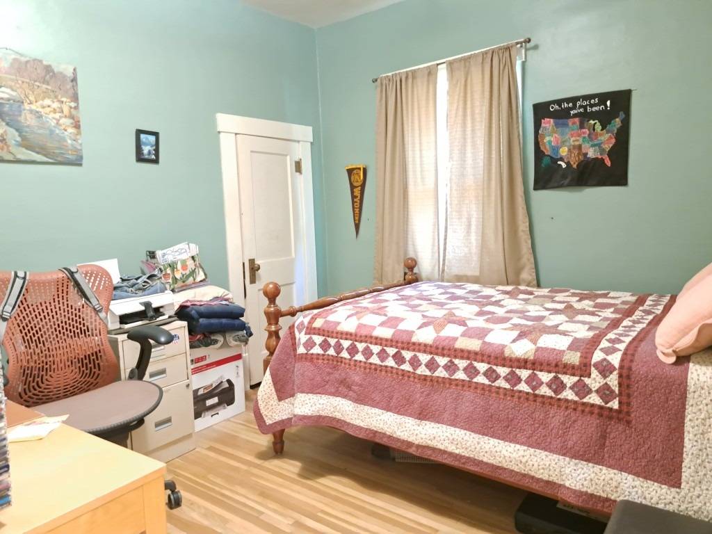 Photo 9 of 18 of home listing at 120 W 9th Street, Chadron, NE 69337