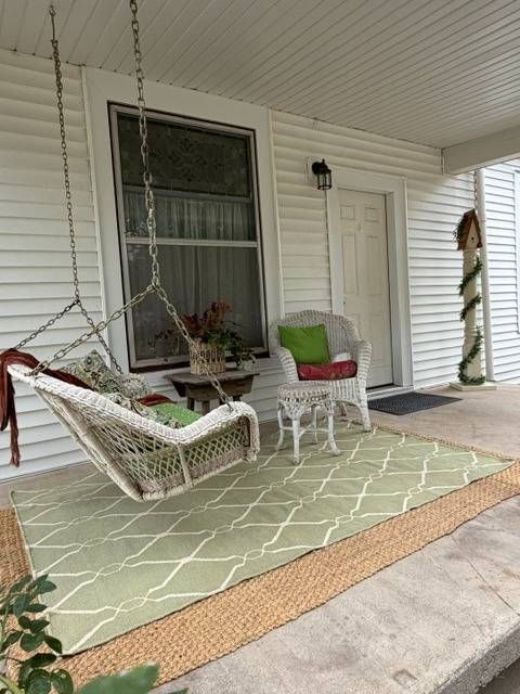 Photo 3 of 34 of home listing at 616 14th street, Aurora, NE 68818