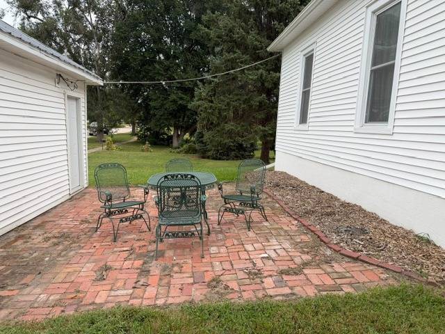 Photo 5 of 34 of home listing at 616 14th street, Aurora, NE 68818