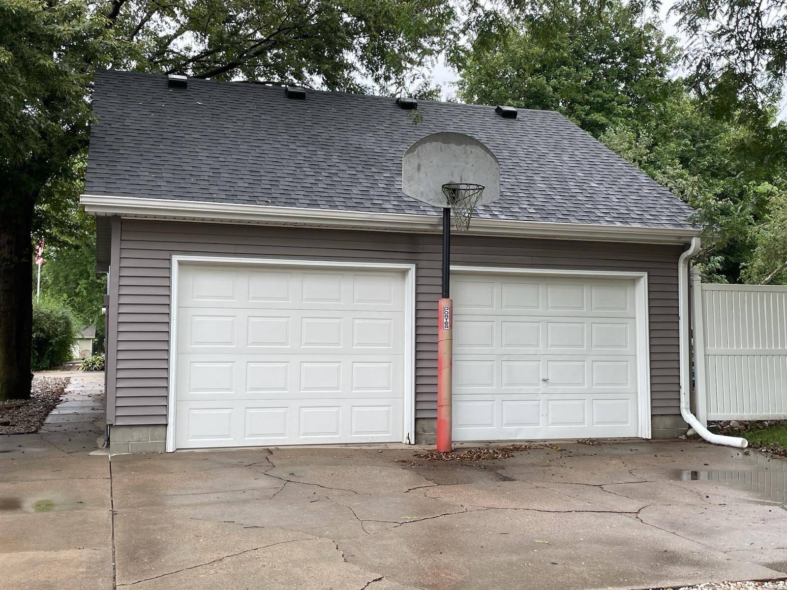 Photo 6 of 9 of home listing at 1302 Redick Ave, Creighton, NE 68729