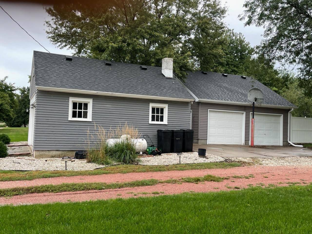 Photo 3 of 9 of home listing at 1302 Redick Ave, Creighton, NE 68729
