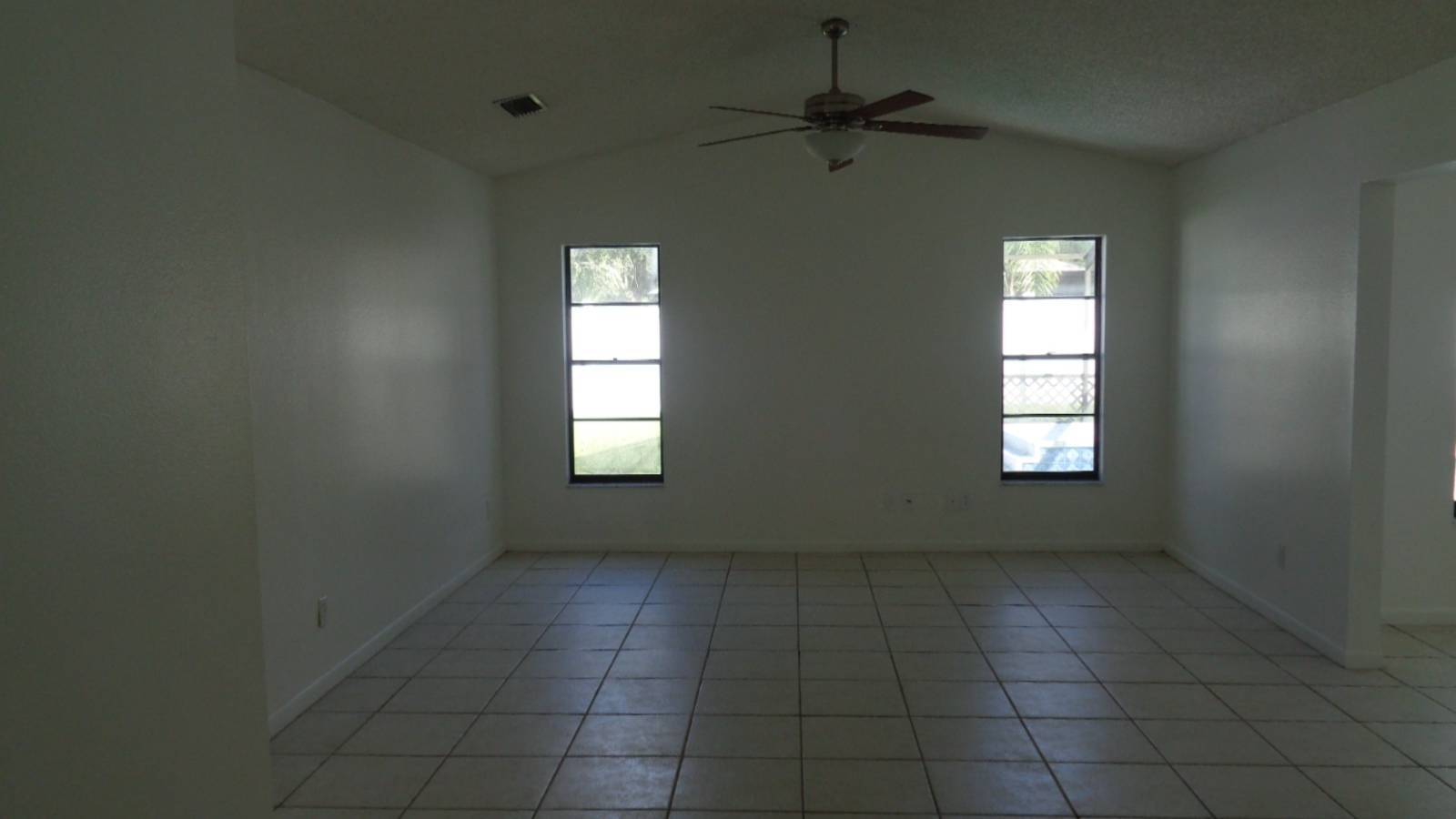 9023 Pemberton St, Spring Hill, FL 34608