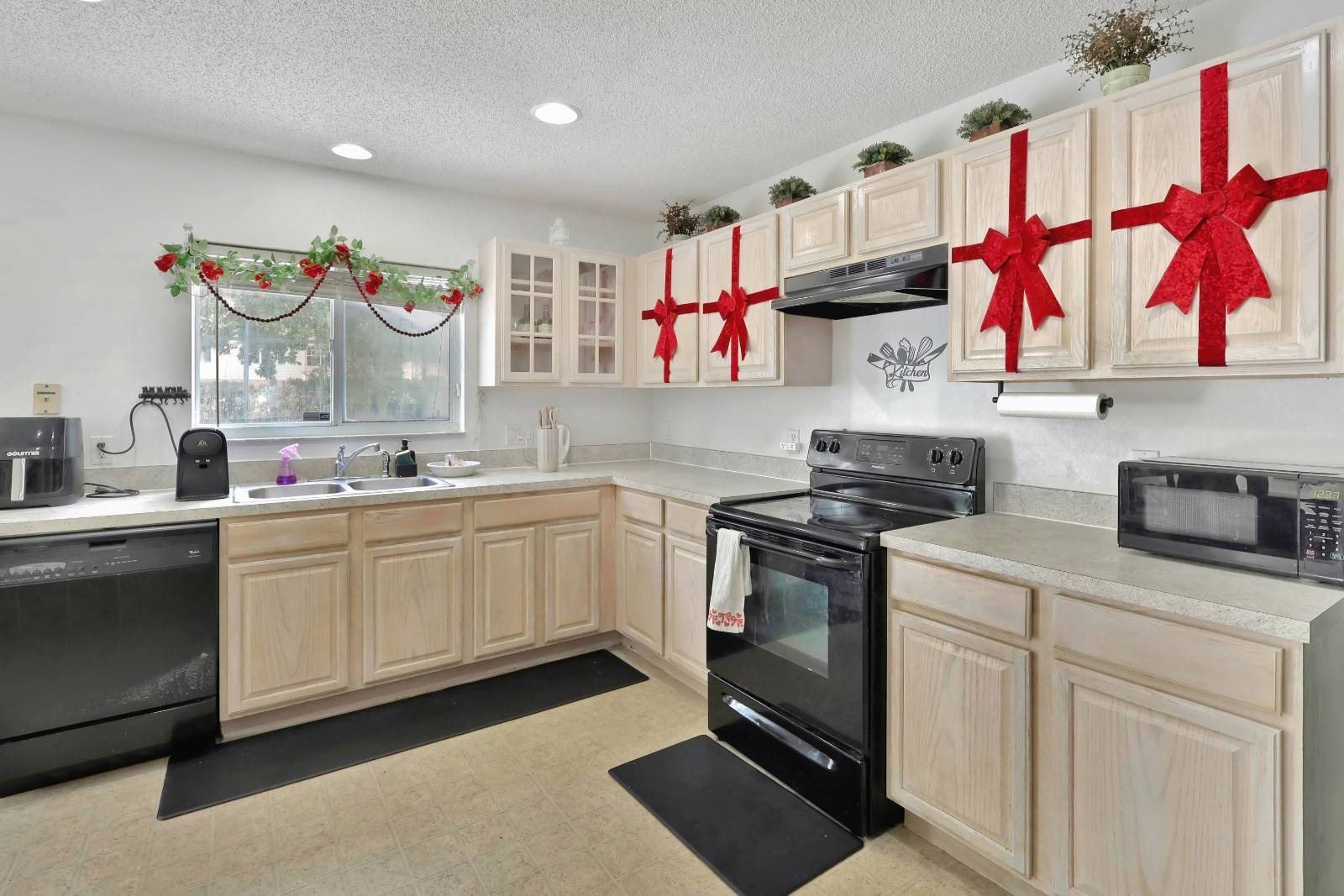 16816 Rising Star Dr, Clermont, FL 34714