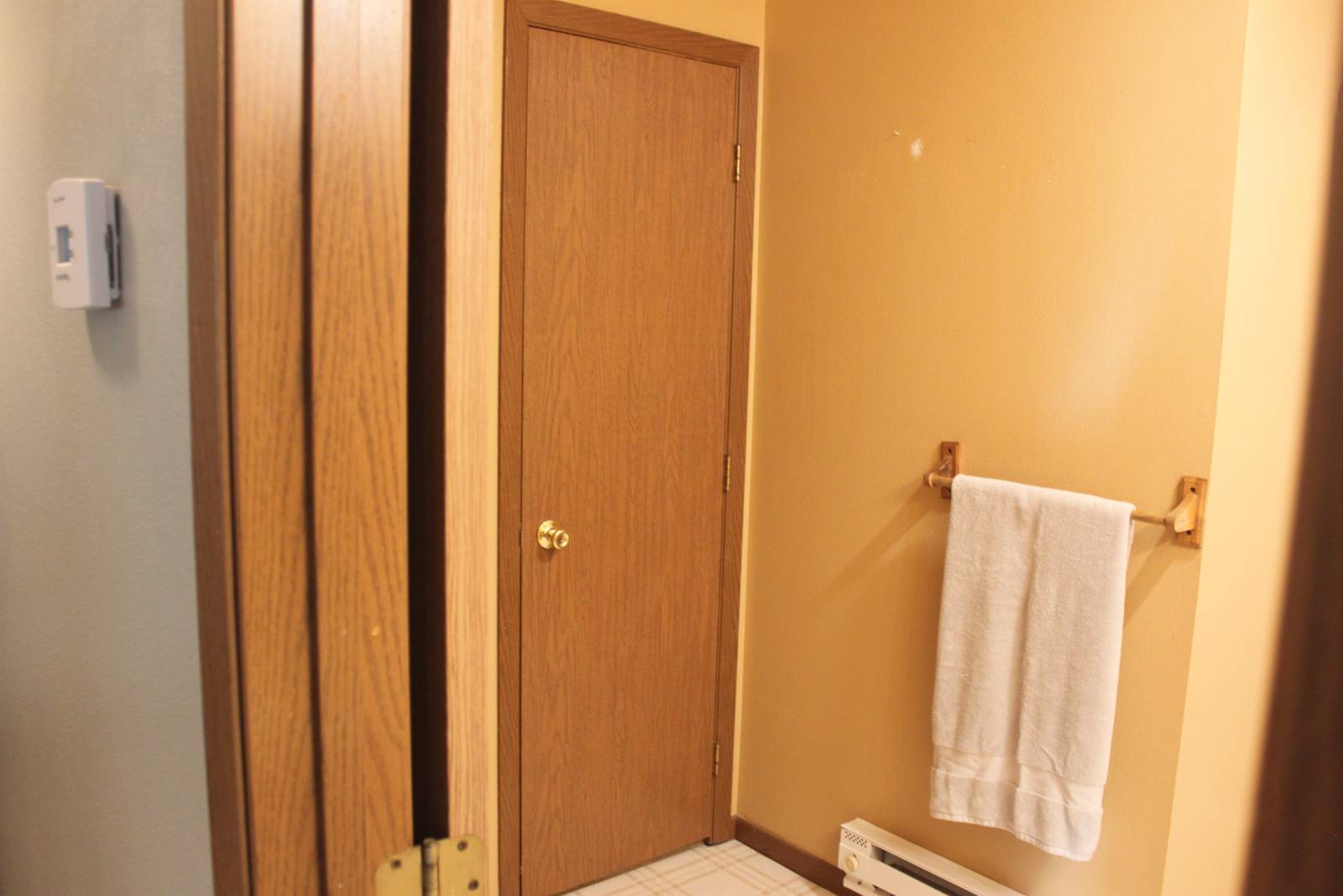 Photo 7 of 17 of home listing at 604 Annie St, Newcastle, NE 68757
