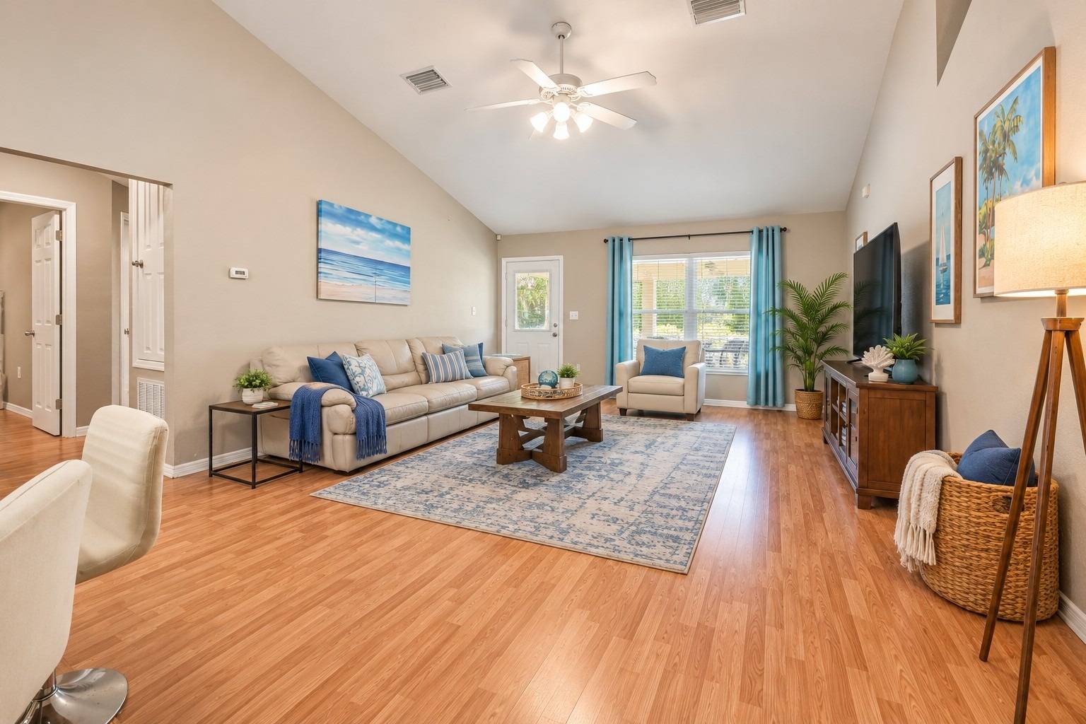 2004 NW 23rd Ter, Cape Coral, FL 33993