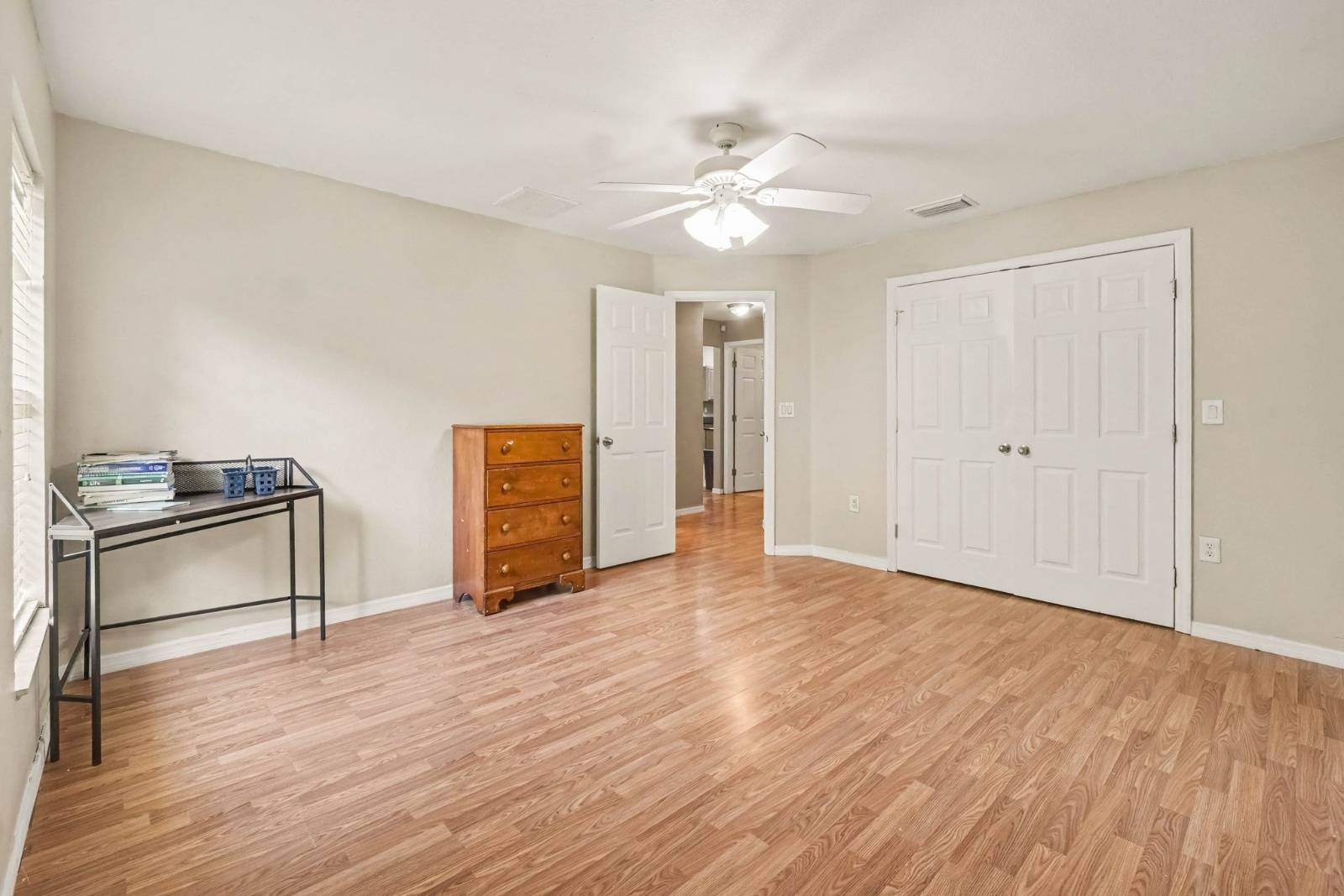 2004 NW 23rd Ter, Cape Coral, FL 33993