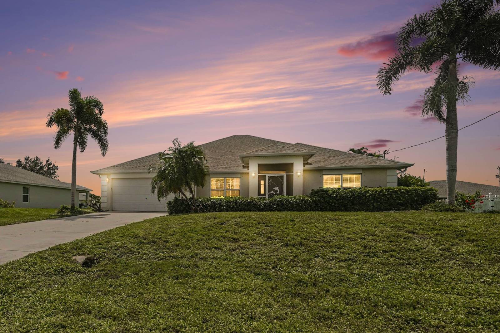 2004 NW 23rd Ter, Cape Coral, FL 33993