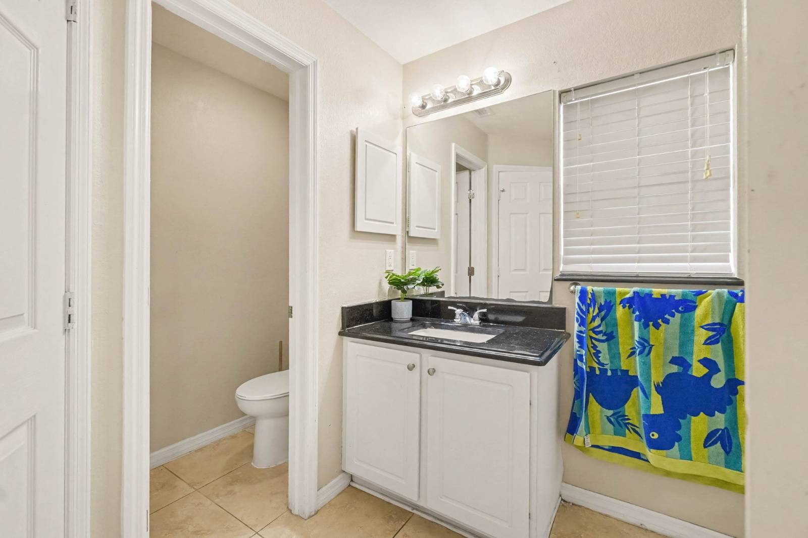 2004 NW 23rd Ter, Cape Coral, FL 33993