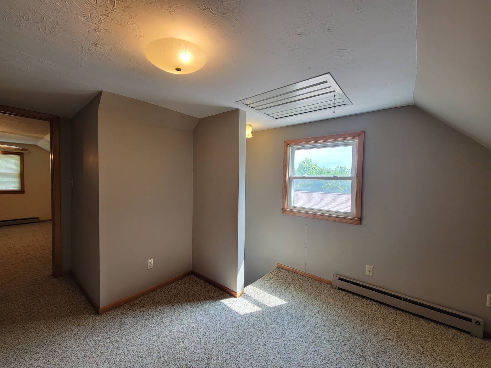 Photo 24 of 44 of home listing at 838 Longbranch Street, Humboldt, NE 68376