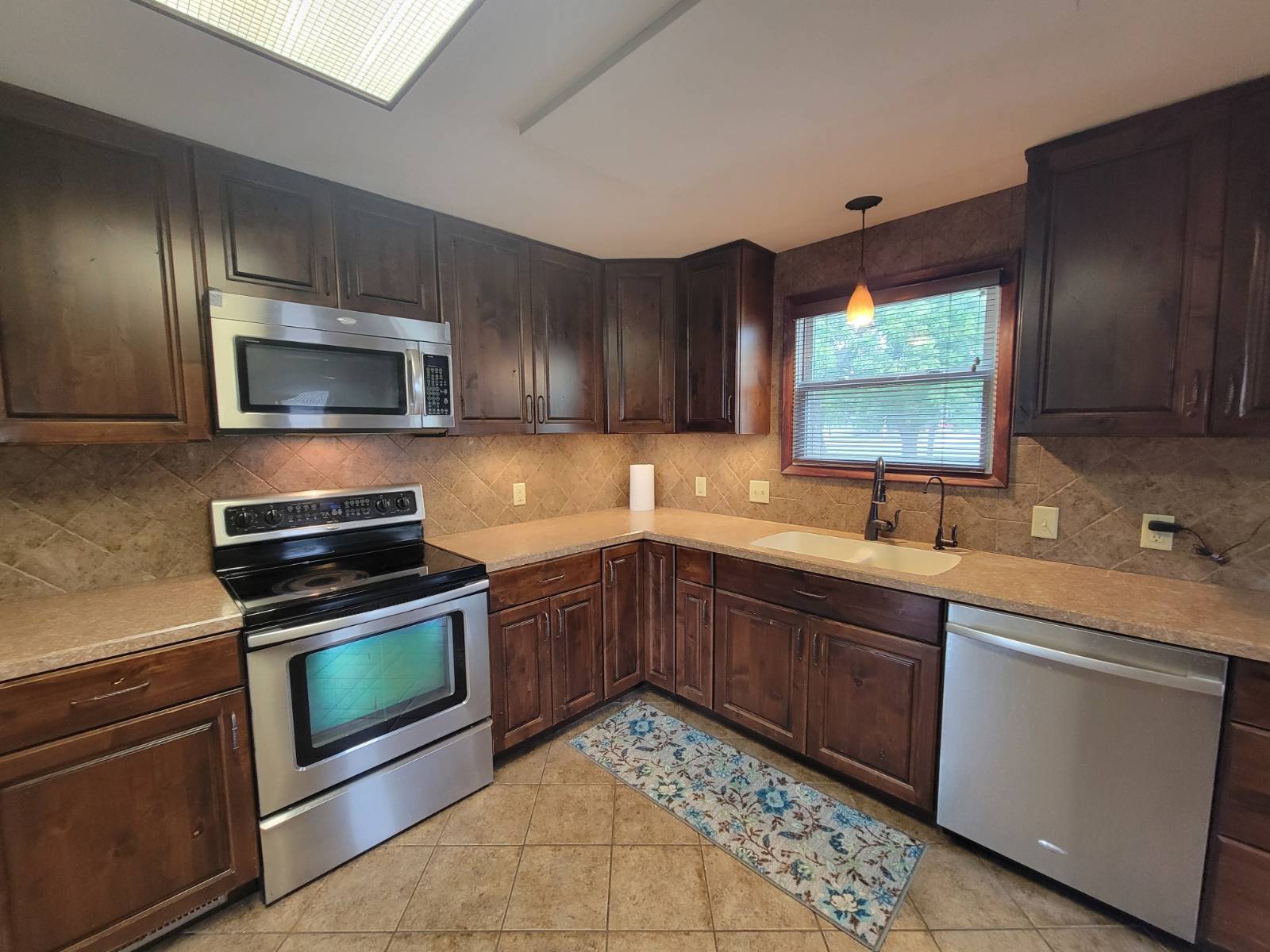 Photo 9 of 44 of home listing at 838 Longbranch Street, Humboldt, NE 68376