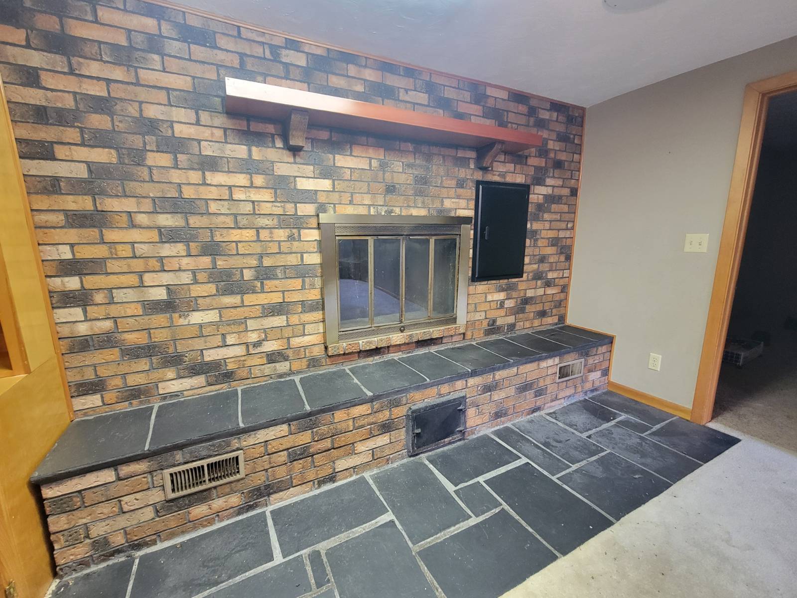 Photo 35 of 44 of home listing at 838 Longbranch Street, Humboldt, NE 68376