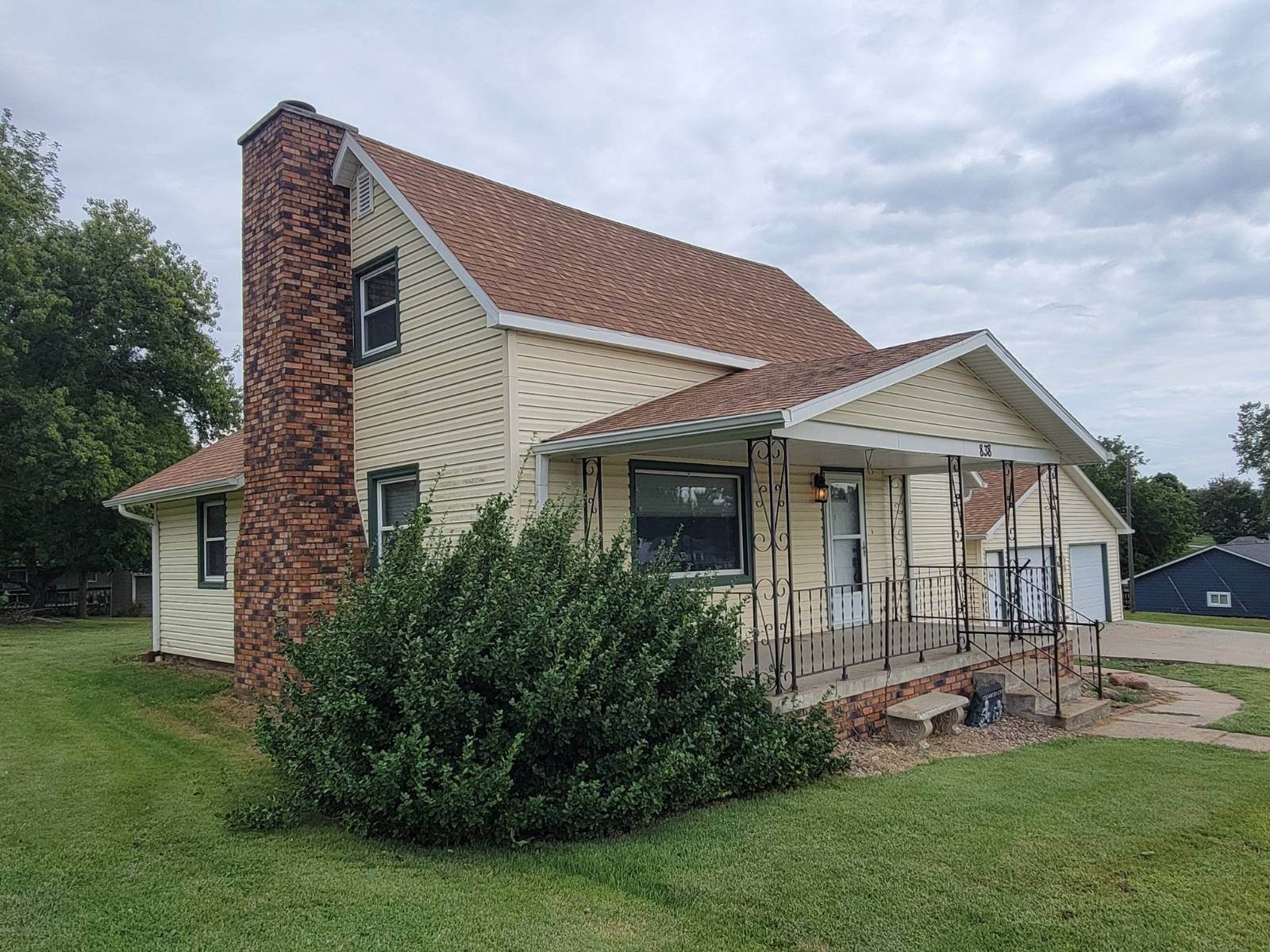 Photo 1 of 44 of home listing at 838 Longbranch Street, Humboldt, NE 68376
